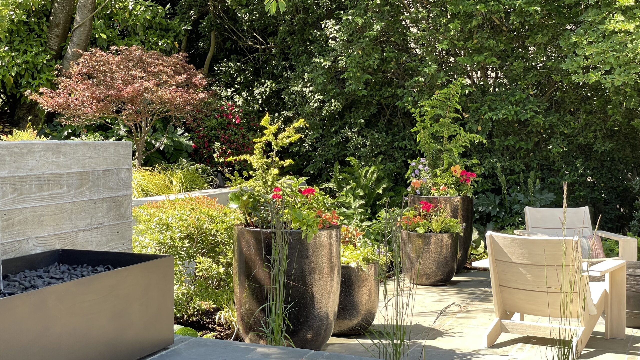 Beautiful patio setting with container plantings